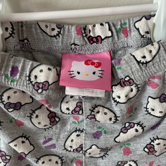 Hello Kitty Leggings. Baby 12-18 month. - Picture 2 of 2